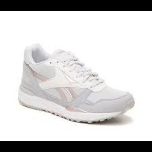 NWOT Reebok Royal Bridge 2.0 Sneaker size 8.5 White